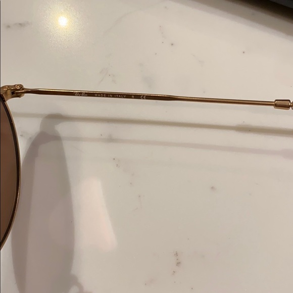 NWOT Ray-Ban RB-3447 Round Gold Metal Sunglasses - Picture 7 of 9